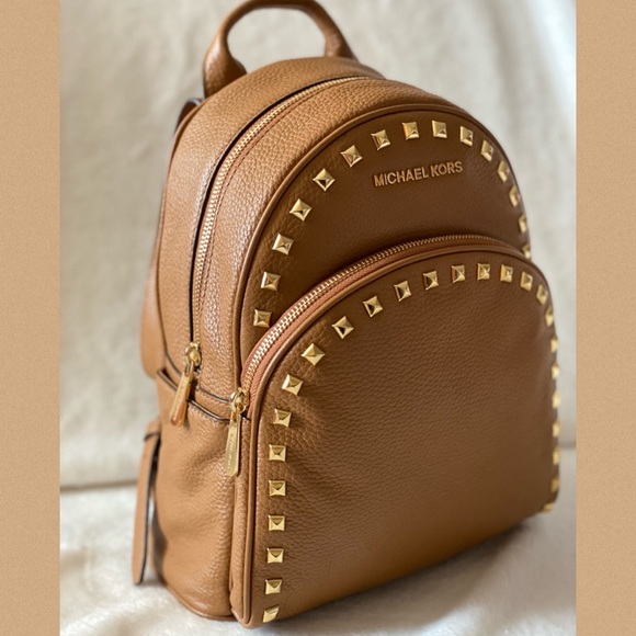 Michael Kors Handbags - Brand New(NWT)Michael Kors”Abbey”Medium Backpack
